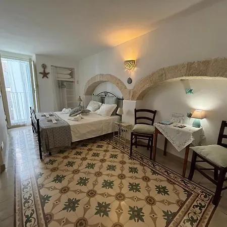 招待所 Palazzo Acquaviva 莫诺波利